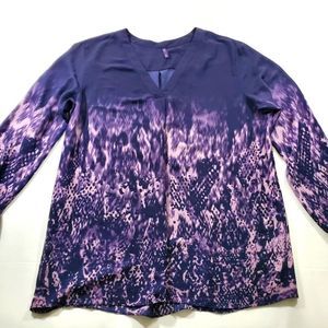 NYDJ Boa Print Blouse. Size XL.  #118